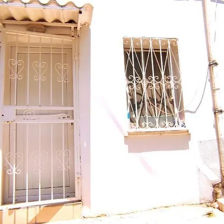 Old Stone House, 20m Away From The Sea Αλικαρνασσός